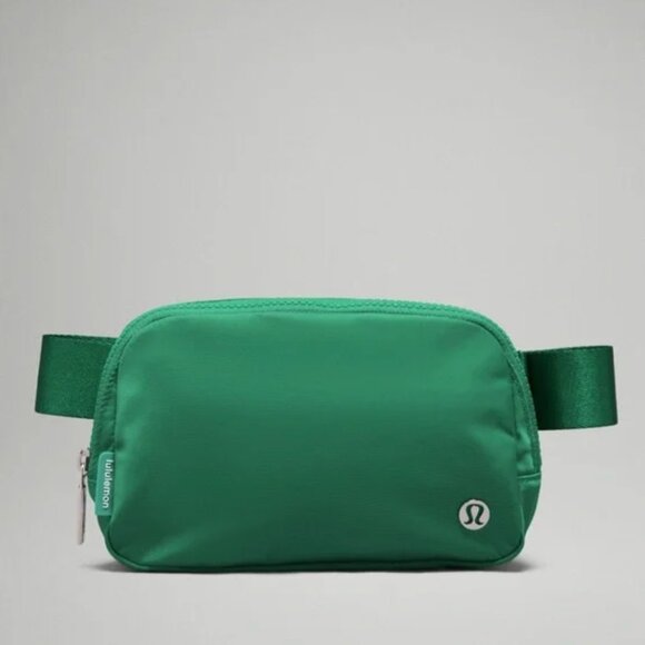 NWT 🍋 Emerald Ice Green LULULEMON ATHLETICA | Everywhere Belt Bag - Picture 3 of 11